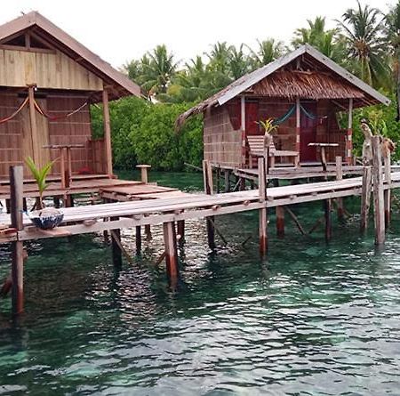 Mawar Homestay Besir Exteriör bild
